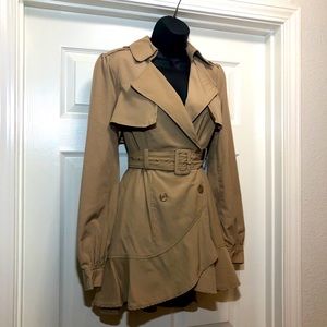 SUPER CUTE belted trench coat size M